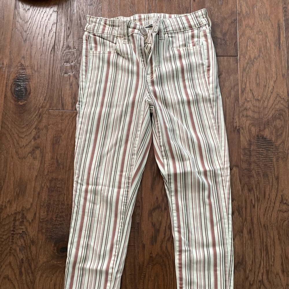 Colorful Women’s American Eagle Pants, Size 2